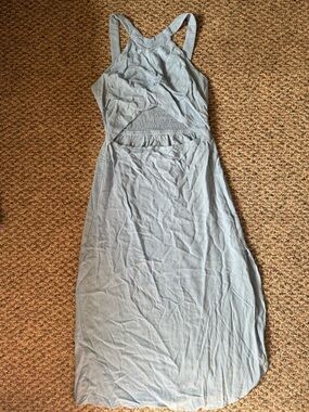 Light Blue Midi Dress with Cutout